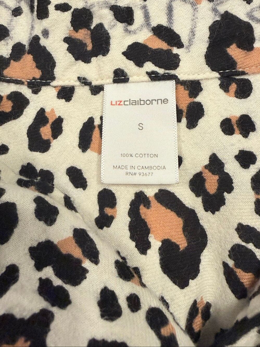 Liz Claiborne Animal Print Flannel Sleep Shirt Small Cheeta Loungewear Comfy Coz - Picture 7 of 8